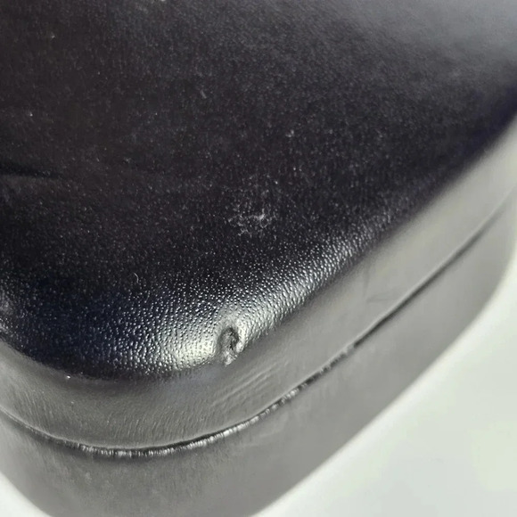 Coach Hard Clamshell Black Eyeglass Case - Picture 7 of 7